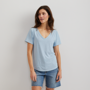 Women's Trek Light Hike Short-Sleeve V-Neck T-Shirt - Pale Blue